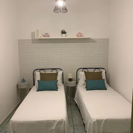Sarah Apartment